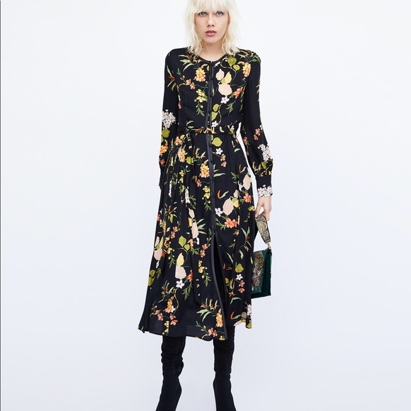 NWT Zara Floral Kimono Style Button Down Dress - Picture 1 of 8